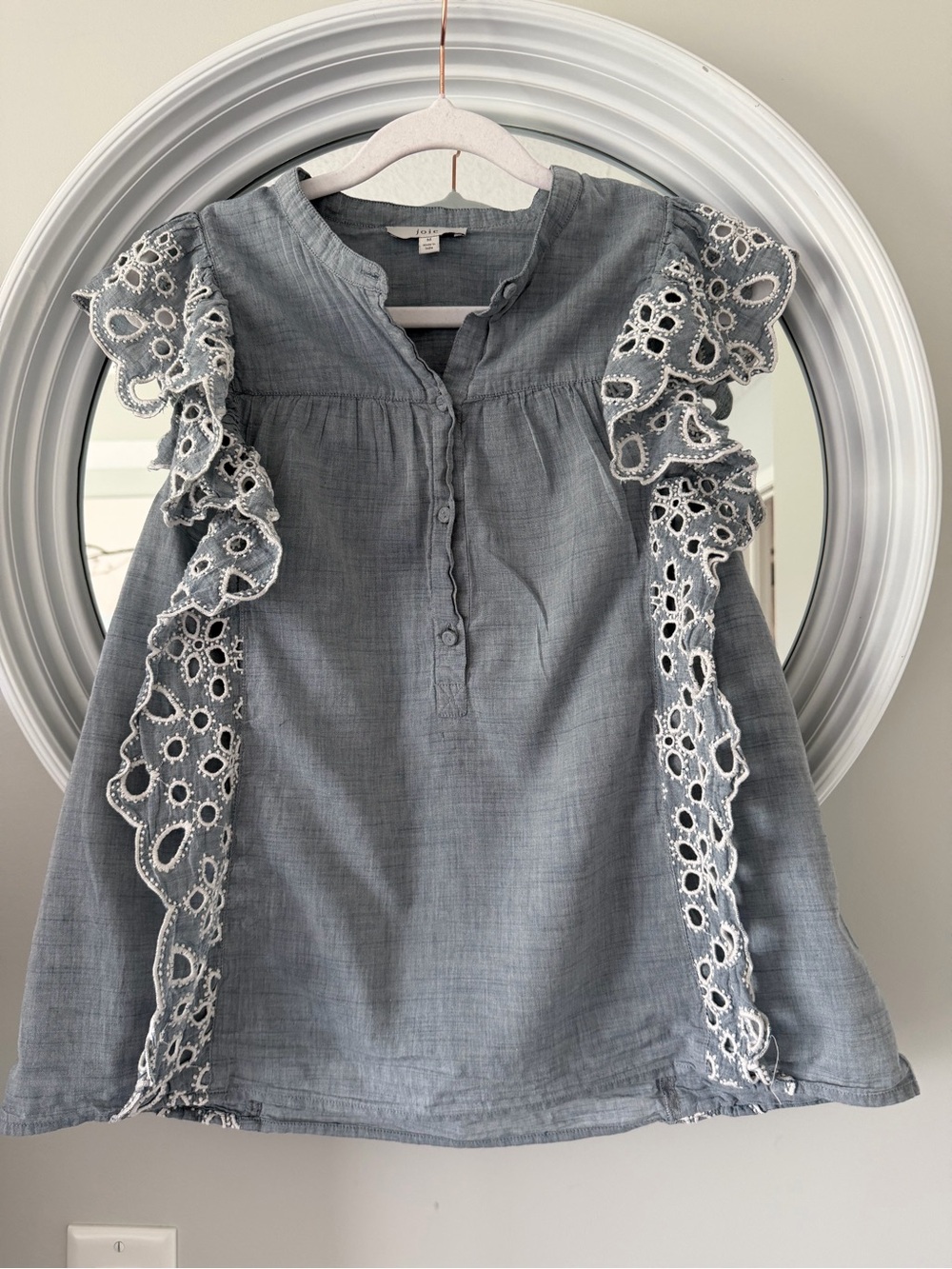 Joie Coralia Chambray Blue Eyelet Lace Flutter Sleeve Blouse Top